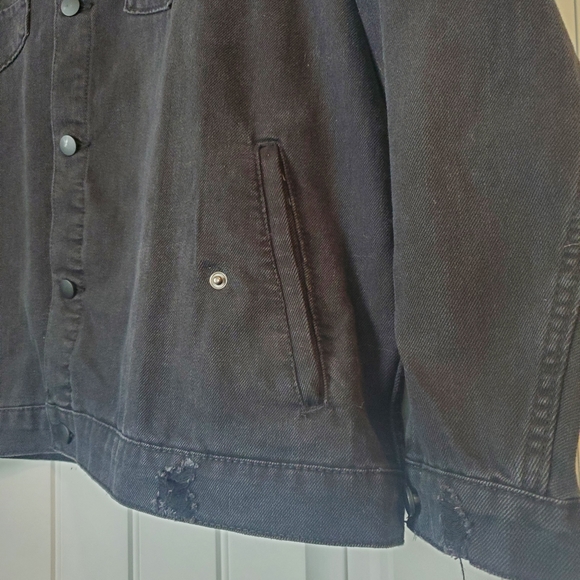 DENIM TRUCKER JACKET - Picture 4 of 6